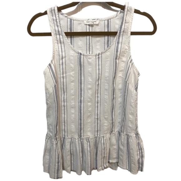 Beachlunchlounge striped tank top with ruffled bottom detail - Picture 1 of 7
